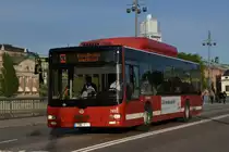 MAN Lion City 7491 überquert die Skeppsholmbrücke. Die Aufnahme stammt vom 04.06.2022.