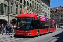 Hess Trolleybus 32, auf der Linie 12, bedient die Haltestelle Bärenplatz. Die Aufnahme stammt vom 08.07.2022.
