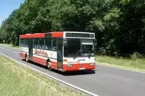 Bus Rheinland-Pfalz: Mercedes-Benz O 407 (BIR-WR 89) vom Omnibusbetrieb Westrich Reisen GmbH, aufgenommen im Juni 2022 in der Nähe von Kempfeld, einer Ortsgemeinde im Landkreis Birkenfeld.