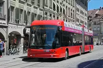 Hess Trolleybus 22, auf der Linie 12, bedient die Haltestelle Bärenplatz. Die Aufnahme stammt vom 08.07.2022.