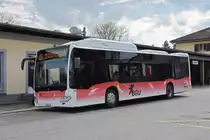 Mercedes Citaro 26, auf der Linie 25, bedient die Haltestelle beim Bahnhof Grenchen Süd. Die Aufnahme stammt vom 26.04.2022.