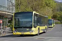 Mercedes Citaro 407 verlässt einen Abstellplatz und fährt zur Haltestelle beim Bahnhof Thun. Die Aufnahme stammt vom 21.04.2022.