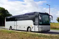 Van Hool T 916 Alicron, bei Étretat/Frankreich September 2022