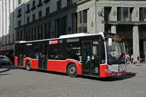 Mercedes Citaro 8186, auf der Linie 1A fährt durch die Herrengasse. Die Aufnahme stammt vom 29.08.2022.