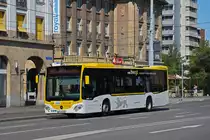 Mercedes Citaro von SWEG, auf der Linie 55, verlässt die Haltestelle am badischen Bahnhof. Die Aufnahme stammt vom 25.08.2022.