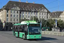 Mercedes Citaro 808, auf der Linie 34, überquert die Mittlere Rheinbrücke. Die Aufnahme stammt vom 11.09.2022.