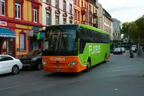 Flixbus Reisebus am 24.09.22 in Frankfurt am Main