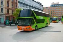 Flixbus Doppeldecker Bus am 24.09.22 in Frankfurt am Main