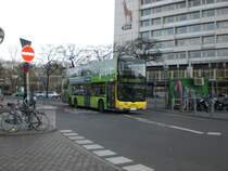 MAN Lion's City DD (Doppelstock) auf der Linie 200 nach Prenzlauer Berg Michelangelostra�e am S+U Bahnhof Zoologischer Garten.