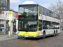 MAN Lion's City DD (Doppelstock) auf der Linie M49 nach Staaken Heerstra�e/Nennhauser Damm am S+U Bahnhof Zoologischer Garten.