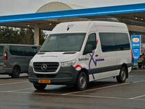 BB 3280  Mercedes Benz Sprinter vom Bummelbus, aufgenommen im Pommerloch. 01.2023