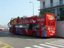 24.02.09,Touristenbus in C�diz.