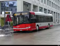 Stadtbus Winterthur - Solaris Urbino Nr.230 ZH 766230 unterwegs bei leichtem Schneefall in Winterthur am 2023.01.22