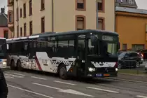 EW 1363, Mercedes Benz Intouro, von Emile Weber, im Einsatz als SEV auf der Line 10, Clervaux Ettelbrück, erreicht den Busbahnhof in Ettelbrück. 01.2023