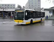 vb sh - Mercedes Citaro  Nr.228  SH 54328 unterwegs vor dem Bhf. Schaffhausen am 22.01.2023
