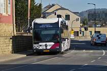 EW 1442, Mercedes Benz eCitaro von Emile Weber, begegnet mir auf dem Weg zum Bahnhof in Mersch. 02.2023