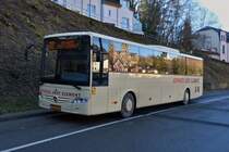 JC 6029, Mercedes Benz Intouro, von Josy Clement, aufgenommen auf einem Busparkplatz im Zentrum von Clervaux, einen lieben Gruß an den Freundlichen Fahrer. 02.2023