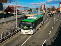 Graz. Der Postbus BD 14819 war am 09.03.2023 auf der Linie 630 zwischen Graz und Fernitz/Feldkirchen unterwegs, der Iveco Crossway City ist hier vor dem Brauhaus Puntigam zu sehen.
