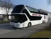 Reisecar - Neoplan Skyliner abgestellt in Biel am 04.03.2023