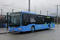 Mercedes Citaro von Distribus, auf der Linie 11, wartet am 04.02.2023 beim Bahnhof Saint Louis.