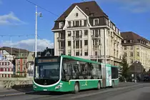 Mercedes Citaro 7029, auf der Linie 34, überquert am 24.11.2022 die Mittlere Rheinbrücke.