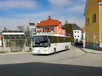 Gleisdorf. Am 19.03.2023, einem ruhigen Sonntag Nachmittag, trifft hier der Postbus BD 14750 als Linie 470 beim Bahnhof Gleisdorf ein.