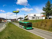 Graz. Am 28.03.2023 war der Wagen 89 der Graz Linien auf der Linie 65, hier kurz vor der Endhaltestelle Puntigam beim IKEA.