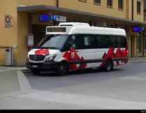 Postauto - Mercedes Sprinter  JU 42415 vor dem Bahnhof in Delémont am 08.04.2023