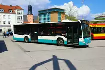 Stadtverkehr Maintal Mercedes Benz Citaro 2 am 14.04.23 in Hanau Freiheitsplatz
