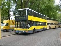 MAN-Doppeldecker auf der Linie 133 nach U-Bahnhof Haselhorst an der Haltestelle Alt-Heiligensee.