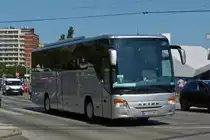 Setra S 416 GT–HD, fährt mir am Schwedenplatz vor die Linse. 06.2023