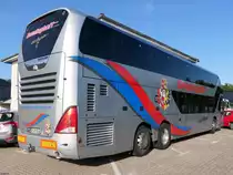 Neoplan Skyliner von Benninghoff aus Deutschland im Gewerbegebiet Sassnitz am 18.07.2020