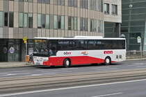 Mercedes-Benz Intouro von sabtours (RO-SAB 58) als Linie 250 an der Haltestelle Linz Donautor. Aufgenommen 4.8.2023.