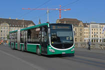 Mercedes Citaro 7045, auf der Linie 38, überquert am 31.05.2023 die Mittlere Rheinbrücke.