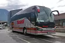 Setra S 515 HD von Kogoj als Schienenersatzverkehr der Brennerbahn in Innsbruck, Frachtenbahnhof, dem Standort für SEV-Busse. Aufgenommen 9.8.2023.