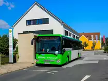 Fernitz-Mellach. Am 4. September 2023 steht hier ein Iveco Crossway von Dr. Richard am Erzherzog-Johann-Platz.