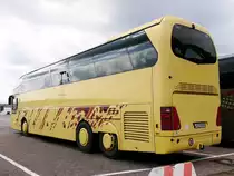 Neoplan Starliner von KB Reisen (ex Graf's Reisen) aus Deutschland im Stadthafen Sassnitz am 23.08.2020