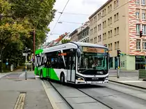 Graz. Der Wagen 941 der Graz Linien ist hier am 14.09.2023 während einer Schulfahrt am Kaiser-Josef-Platz zu sehen.