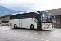 Mercedes-Benz Tourismo von tyrol tour ist als Schienenersatzverkehr der Brennerbahn in Innsbruck Frachtenbahnhof abgestellt. Aufgenommen 9.8.2023.