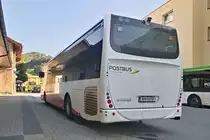 Die ehemalige Zugehörigkeit zum Verkehrsverbund Oberösterreich dieses Irisbus Crossway von Postbus (BD-14019) erkennt man noch an Resten der Beklebung am Heck. Aufgenommen 16.8.2023 am Bhf. Steinach am Brenner. 