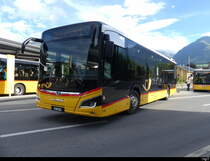 Postauto -MAN Lion`s City Hybrid  OW 40016 bei der wegfahrt vom Bhf. Sarnen am 21.09.2023