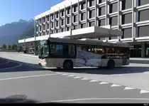 Auto AG Uri - Hess Nr.69  UR 9259 bei den Haltestellen vor dem Bahnhof in Altdorf am 25.09.2023