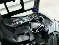 Der Fahrerarbeitsplatz eines Iveco Crossway der MVVG in Strasburg am 07.10.2020