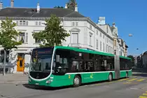 Mercedes Citaro 7034, auf der Linie 34, fährt am 09.09.2023 bei der Haltestelle Wettsteinplatz ein.