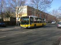 Mercedes-Ciatro auf der Linie 156 nach Stadion Buschallee/Hansastrae am Pasedagplatz.