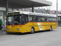 Postauto - Mercedes O 405  SH 917 unterwegs auf der Linie 634 in Schaffhausen am 20.02.2009