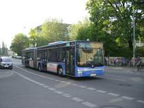 Hier noch ein Lion'S City mit der Wagennummer 5304 (mit Picaldi Werbung).