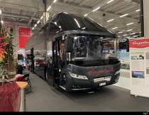 Engeloch - Neoplan Starliner ausgestellt an der Ferienmesse in Bern am 27.01.2024