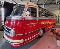 Mercedes Benz O 321 H, aufgenommen am Tag der offenen Tür, aus Anlass des 75 Jährigem Bestehen der Firma Demy Schandler in Keispelt, zum selben Zeitpunkt fand eine „Tourism Foir“ in der Halle statt. 27.01.2024