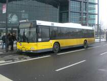 MAN Niederflurbus 2. Generation auf der Linie 245 nach Nordbahnhof am Hauptbahnhof.
